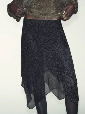 Zara METALLIC KNIT SKIRT M